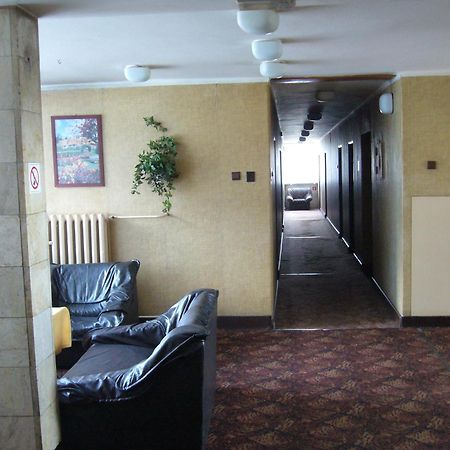 Karet Obiekt Hotelowy Skoczow Exterior photo