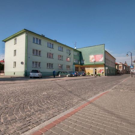 Karet Obiekt Hotelowy Skoczow Exterior photo
